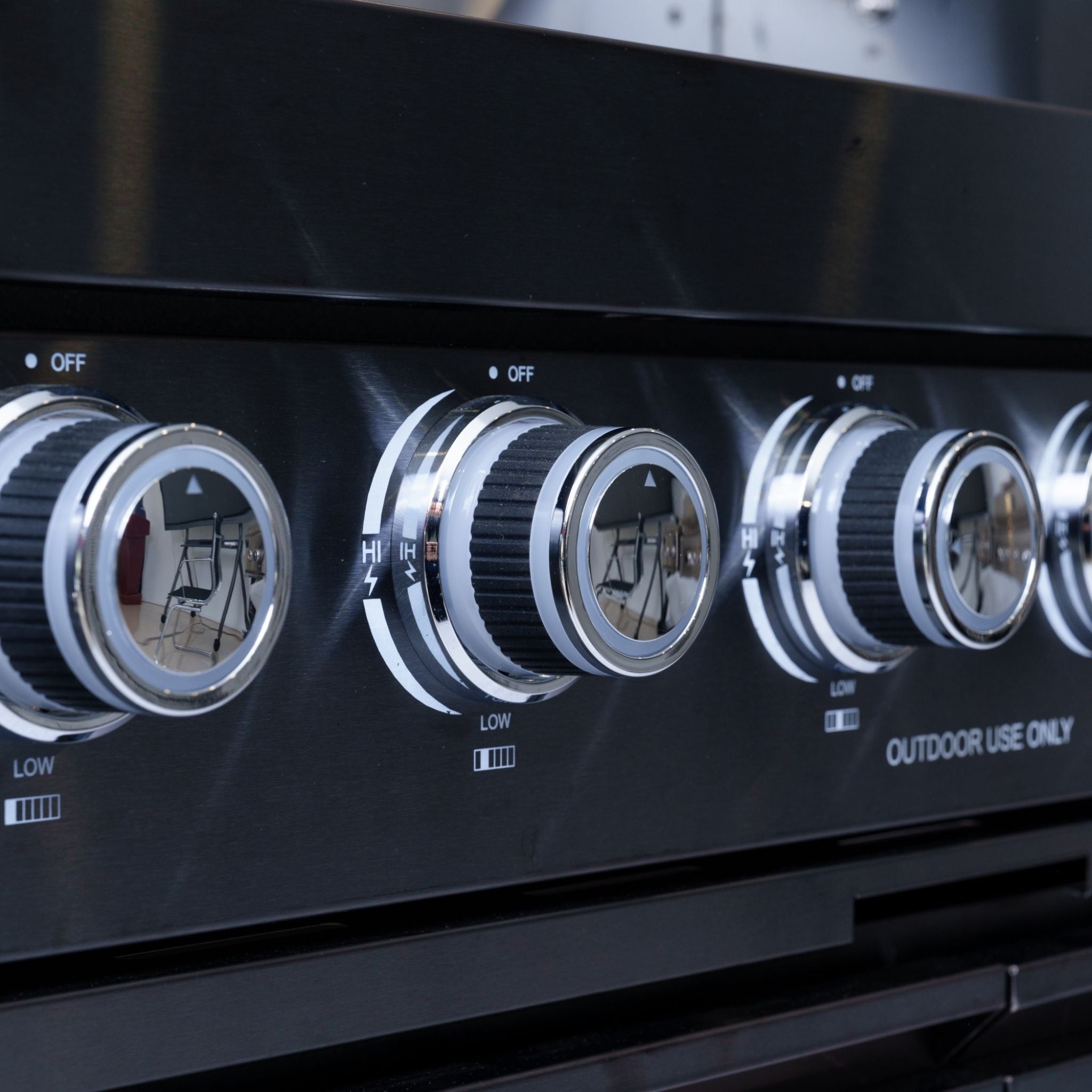 Castelle Flame Premium Black Stainless Steel 4-Burner Gas Grill (SAK48157)